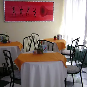 https://albergo-moderno-modena.emilia-romagnahotels.net